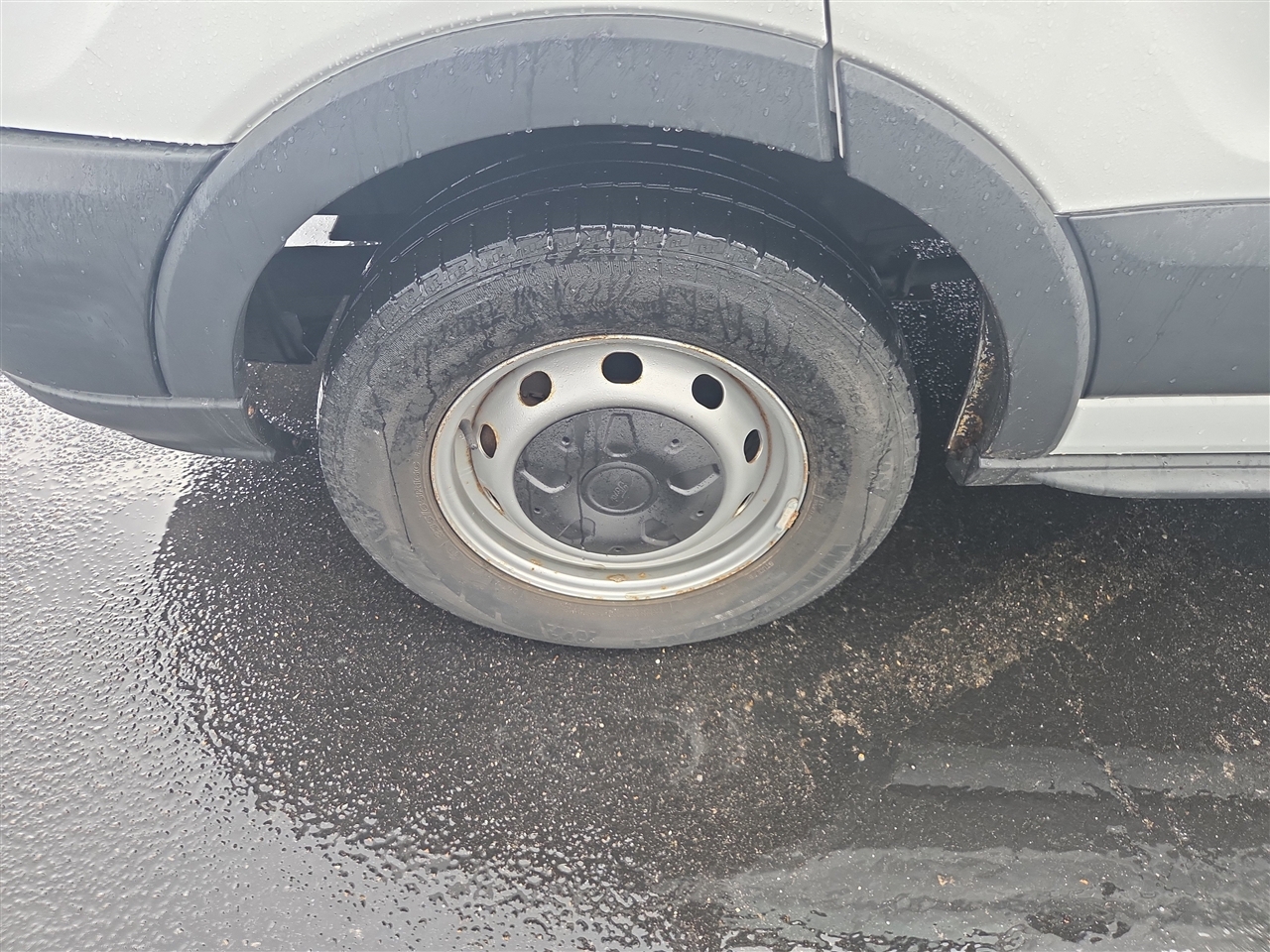 Ford Transit 150 Van Low Roof 60/40 Pass. 130-in. WB 2018