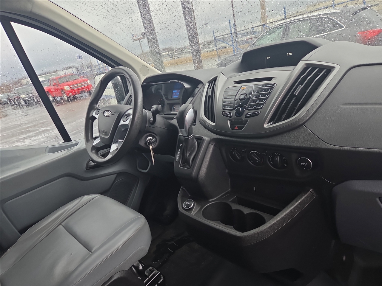 Ford Transit 150 Van Low Roof 60/40 Pass. 130-in. WB 2018