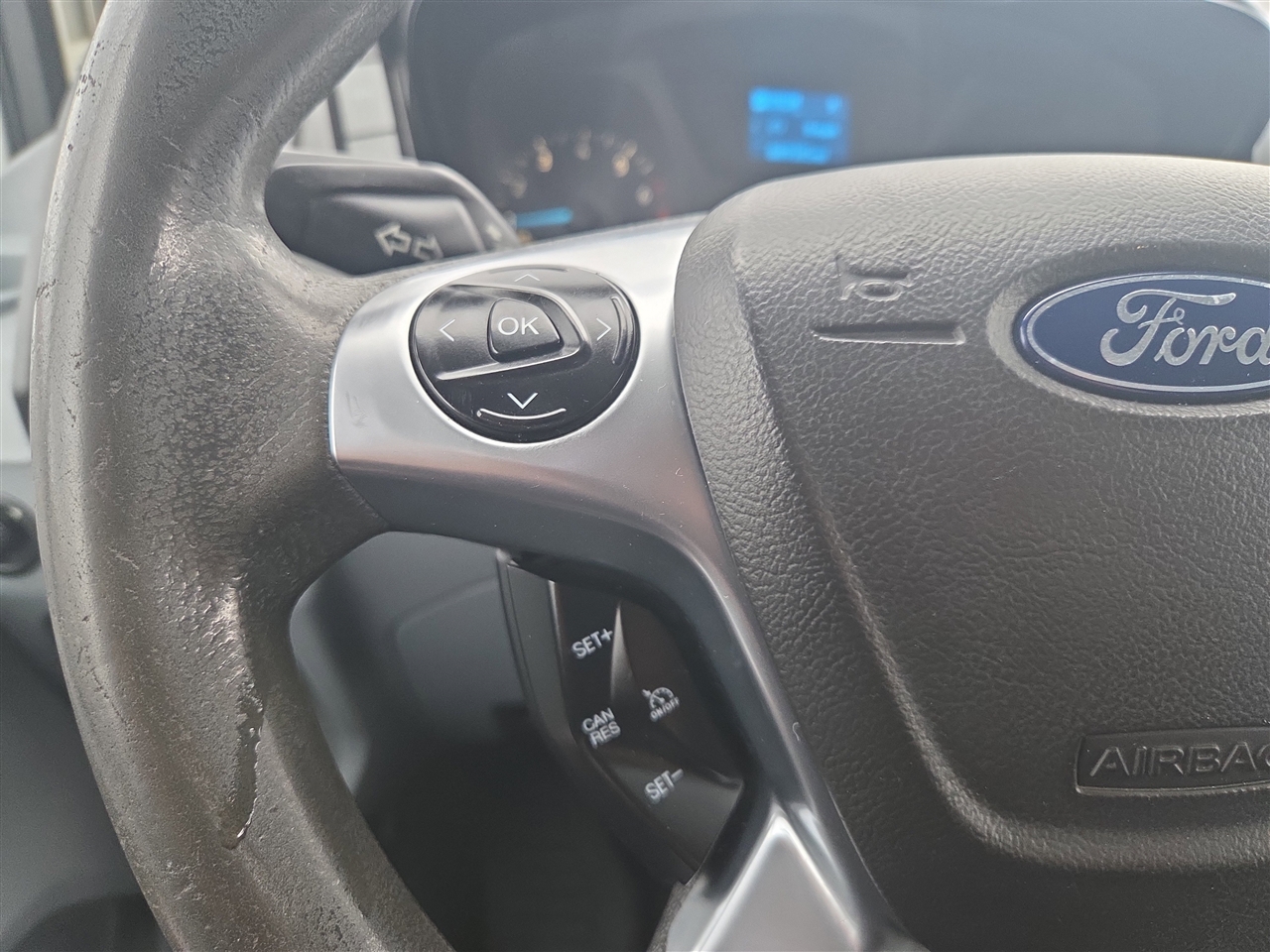 Ford Transit 150 Van Low Roof 60/40 Pass. 130-in. WB 2018