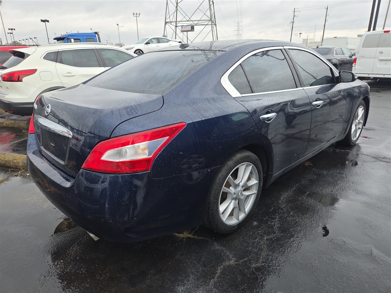 Nissan Maxima S 2009