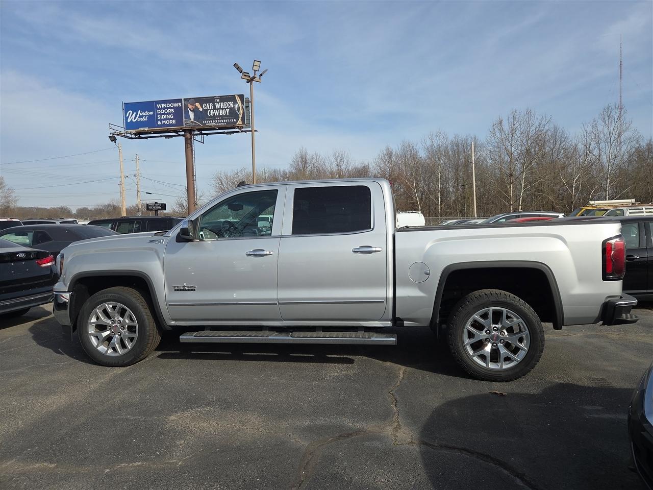 GMC Sierra 1500 SLT Crew Cab Long Box 4WD 2018
