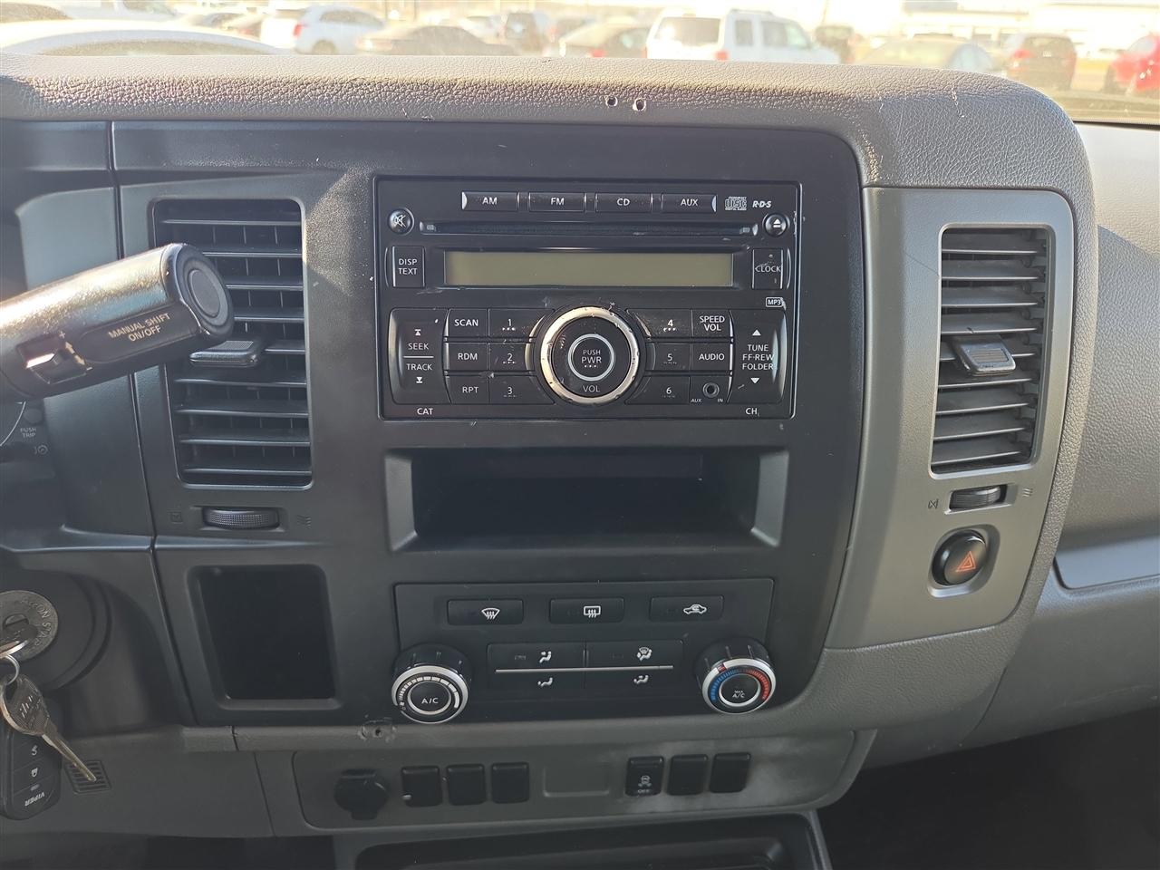 Nissan NV Cargo 1500 SV 2017