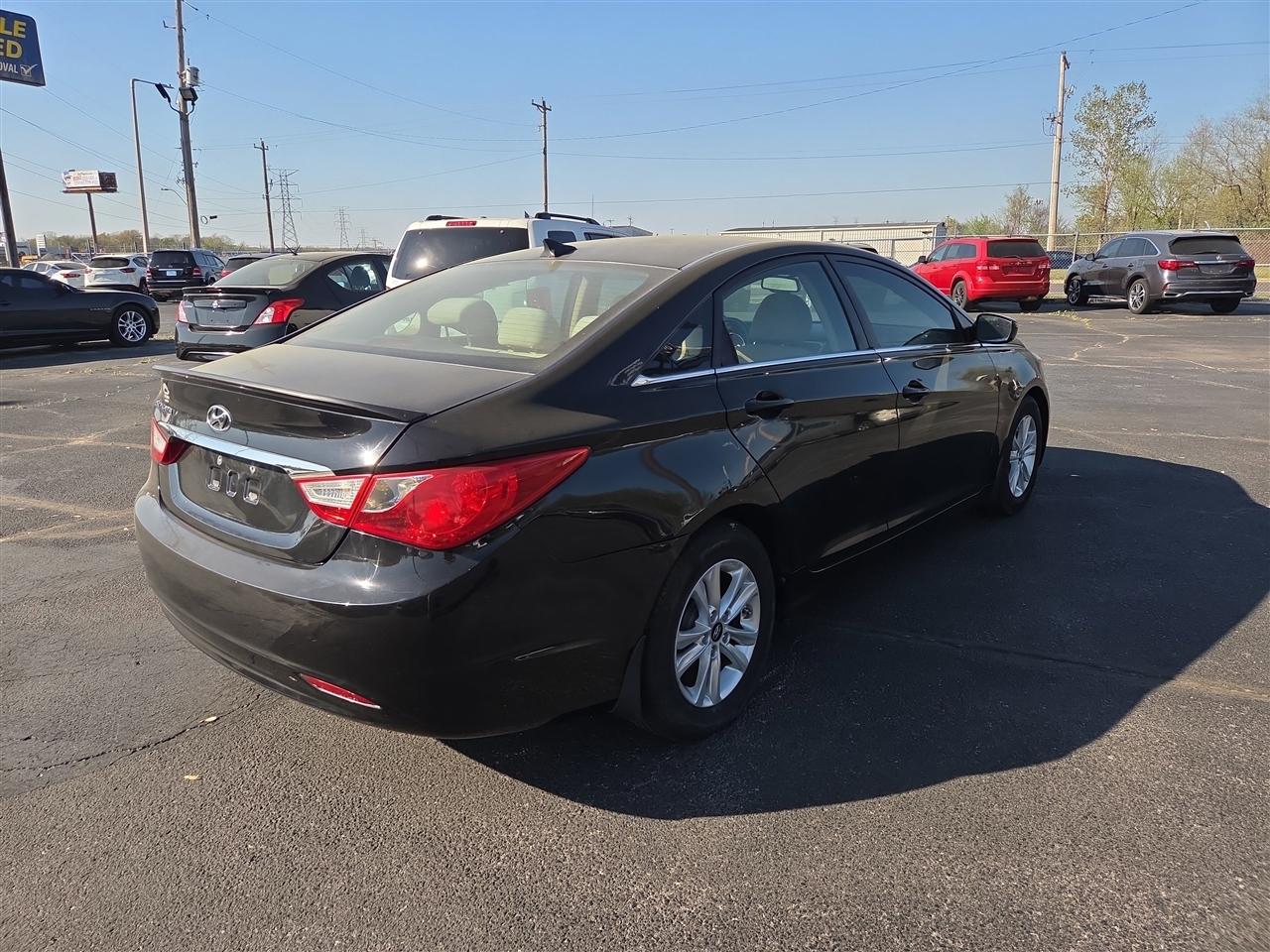 Hyundai Sonata GLS 2013