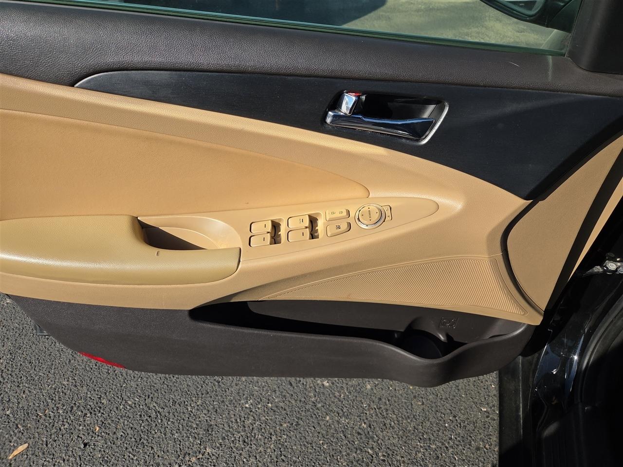 Hyundai Sonata GLS 2013