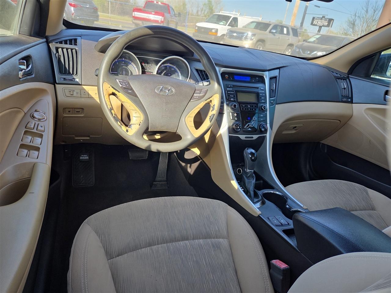 Hyundai Sonata GLS 2013