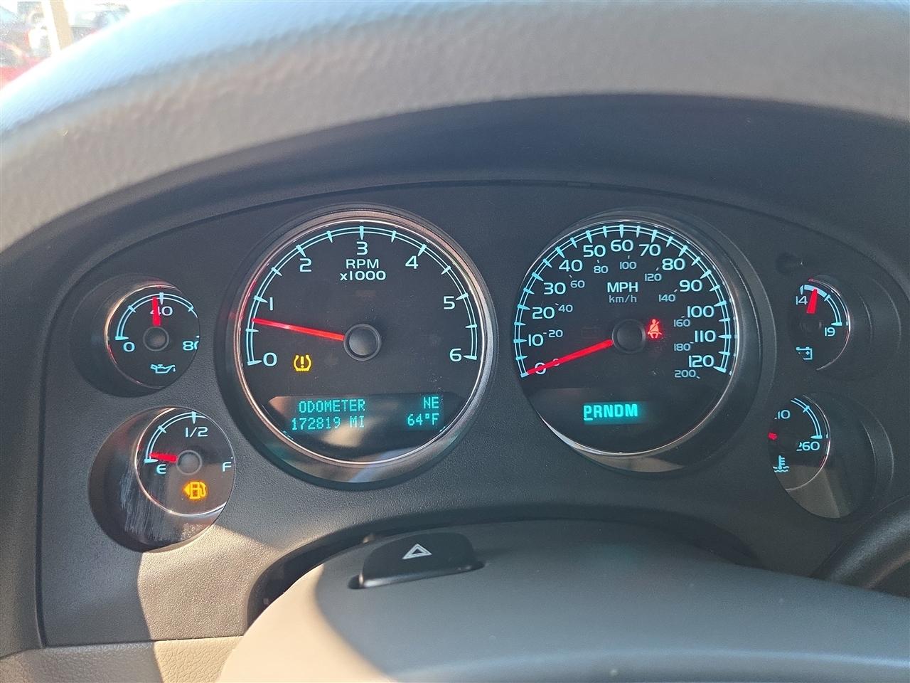 GMC Yukon SLT 2WD 2013