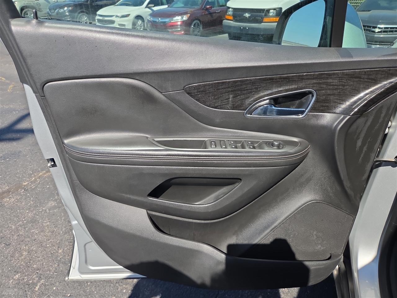 Buick Encore Convenience FWD 2015