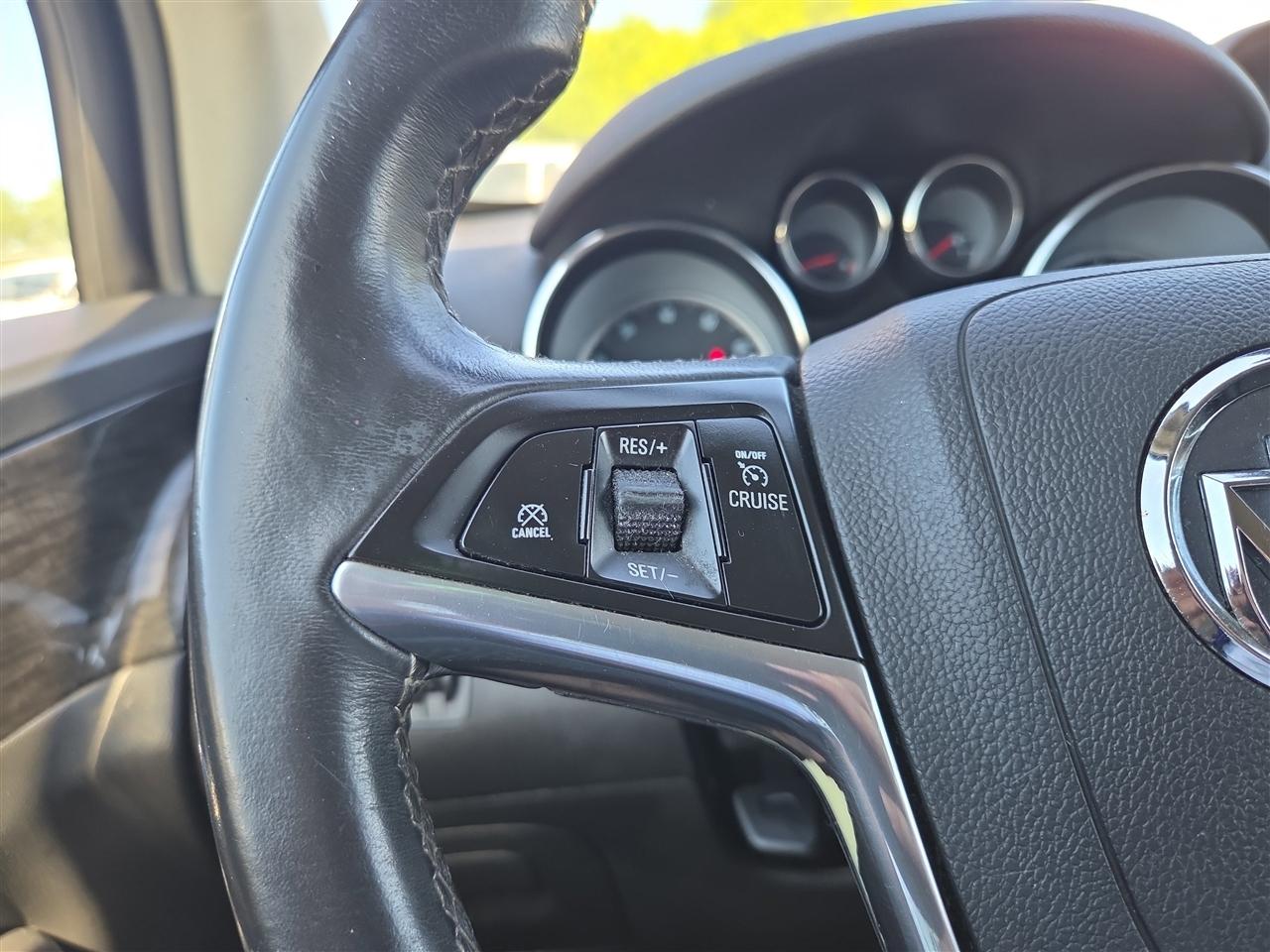 Buick Encore Convenience FWD 2015
