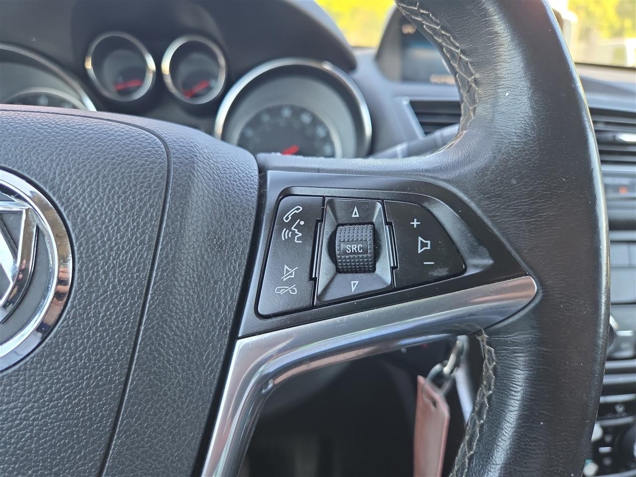 Buick Encore Convenience FWD 2015