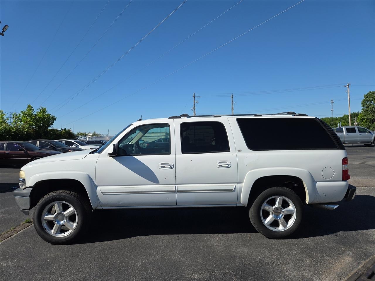 Chevrolet Suburban 1500 2WD 2005