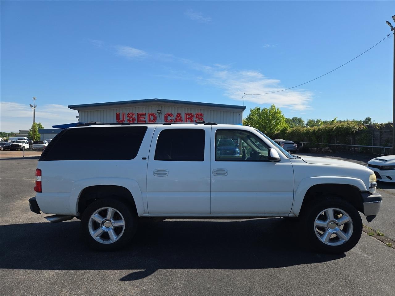 Chevrolet Suburban 1500 2WD 2005
