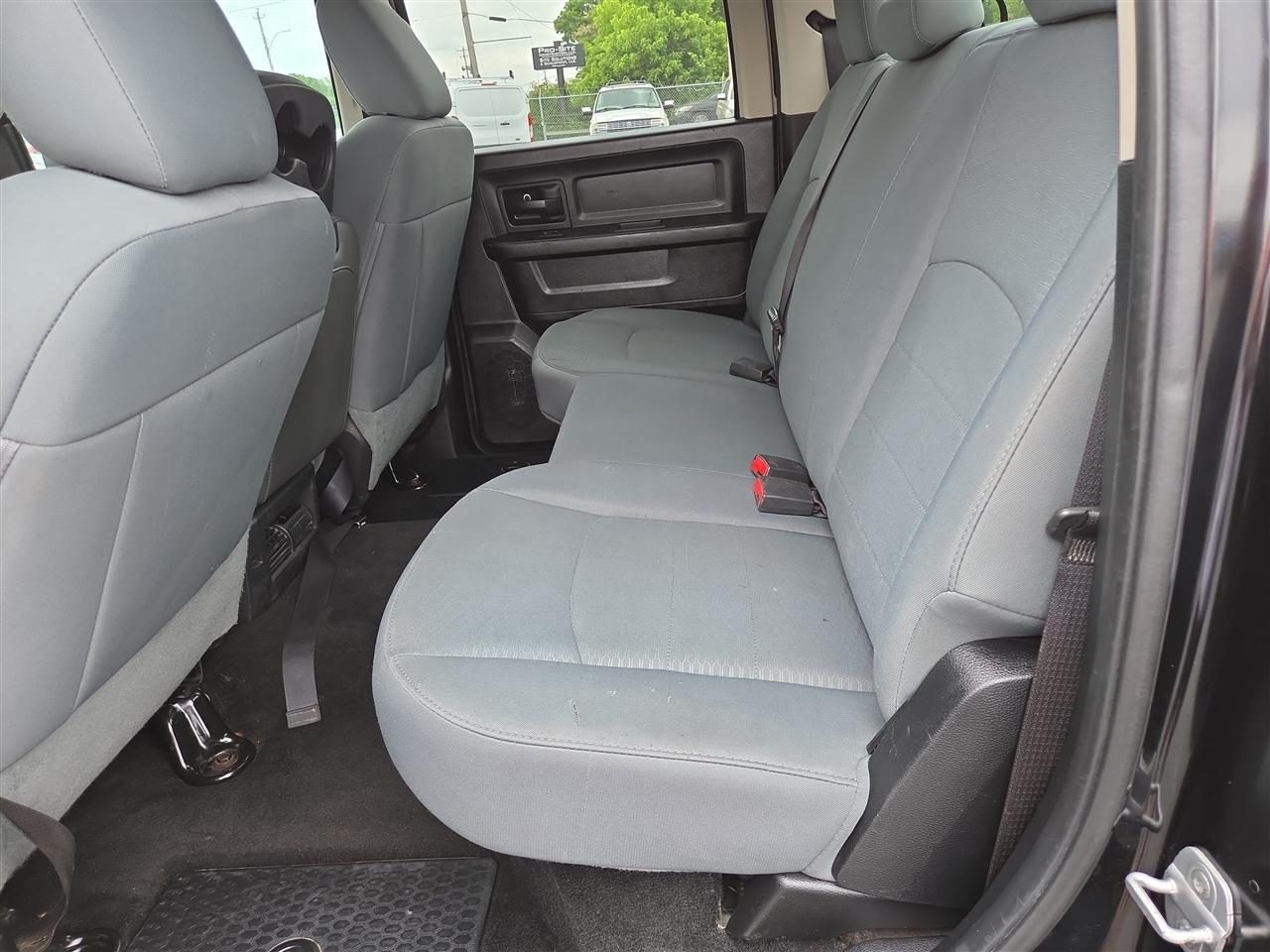RAM 1500 Tradesman/Express Crew Cab SWB 2WD 2014