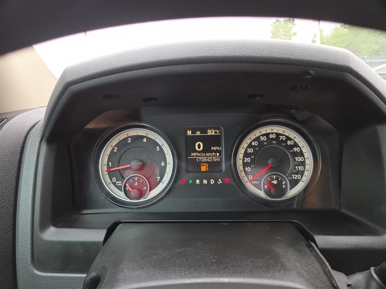 RAM 1500 Tradesman/Express Crew Cab SWB 2WD 2014