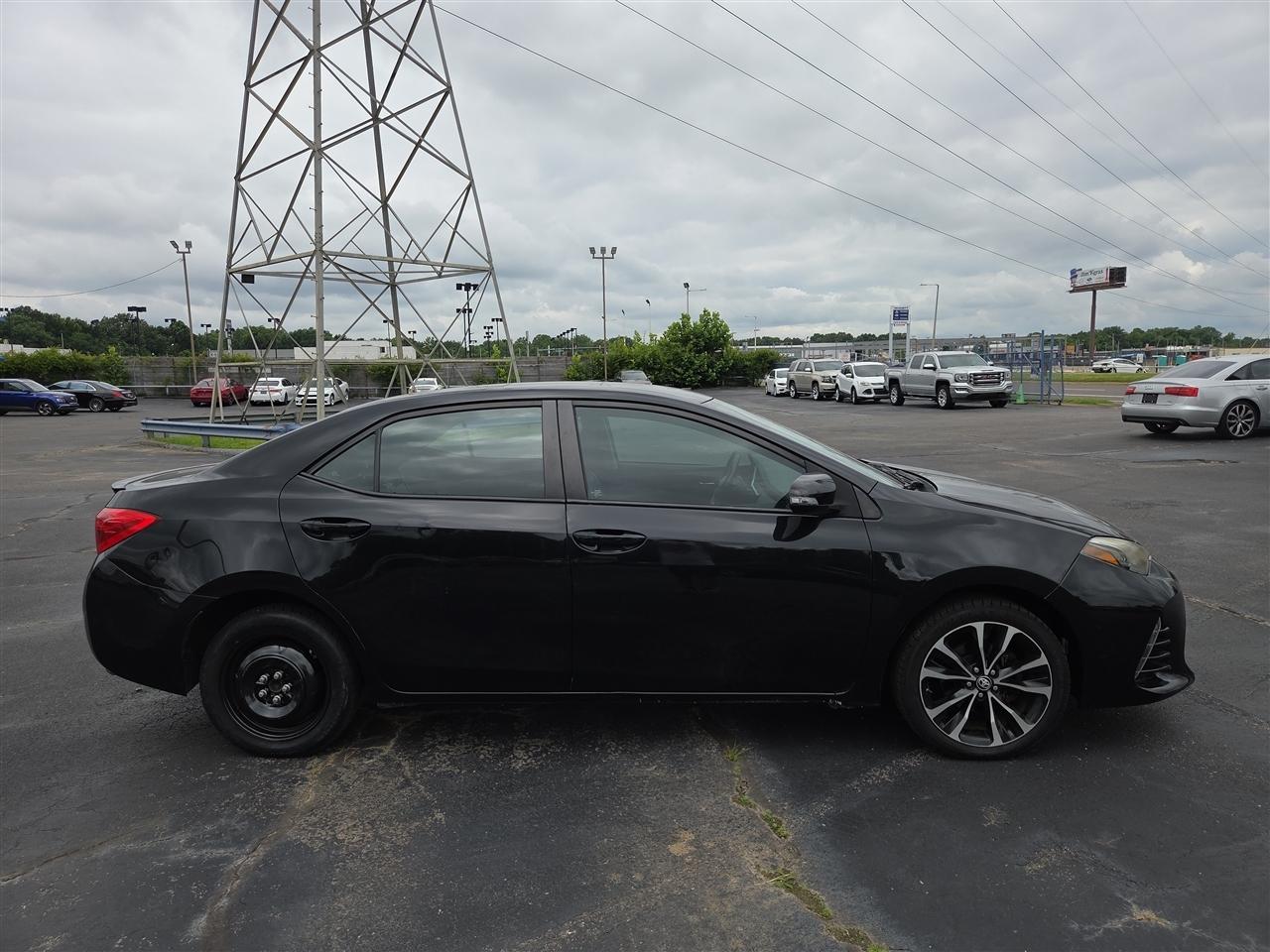 Toyota Corolla SE 6M 2017