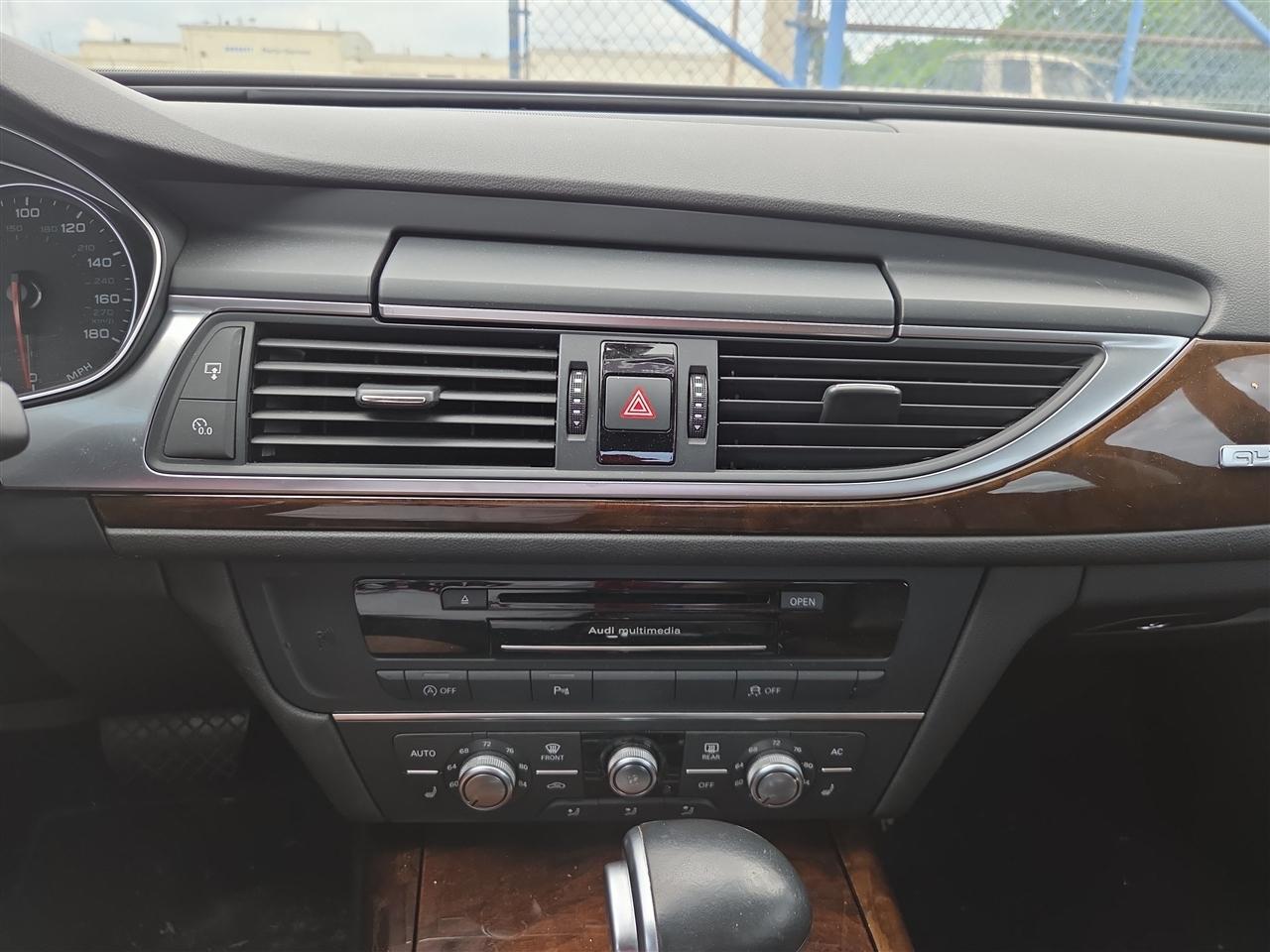Audi A6 3.0T quattro Tiptronic 2014