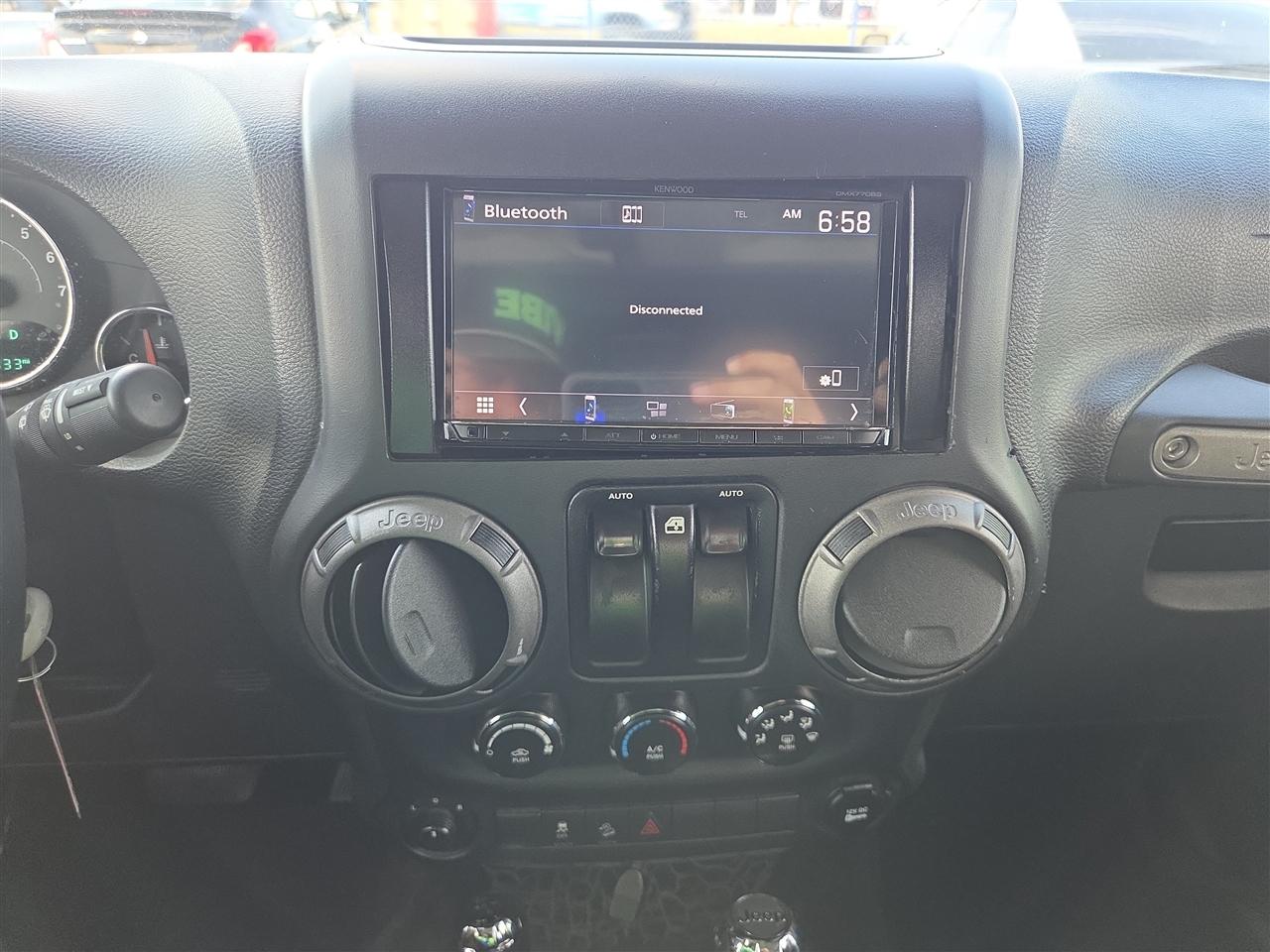 Jeep Wrangler 4WD 2dr Sport 2016