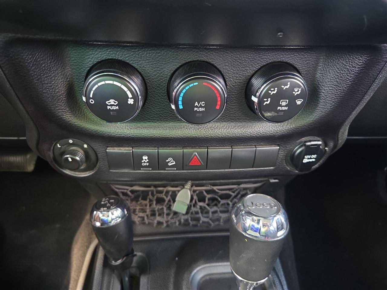 Jeep Wrangler 4WD 2dr Sport 2016