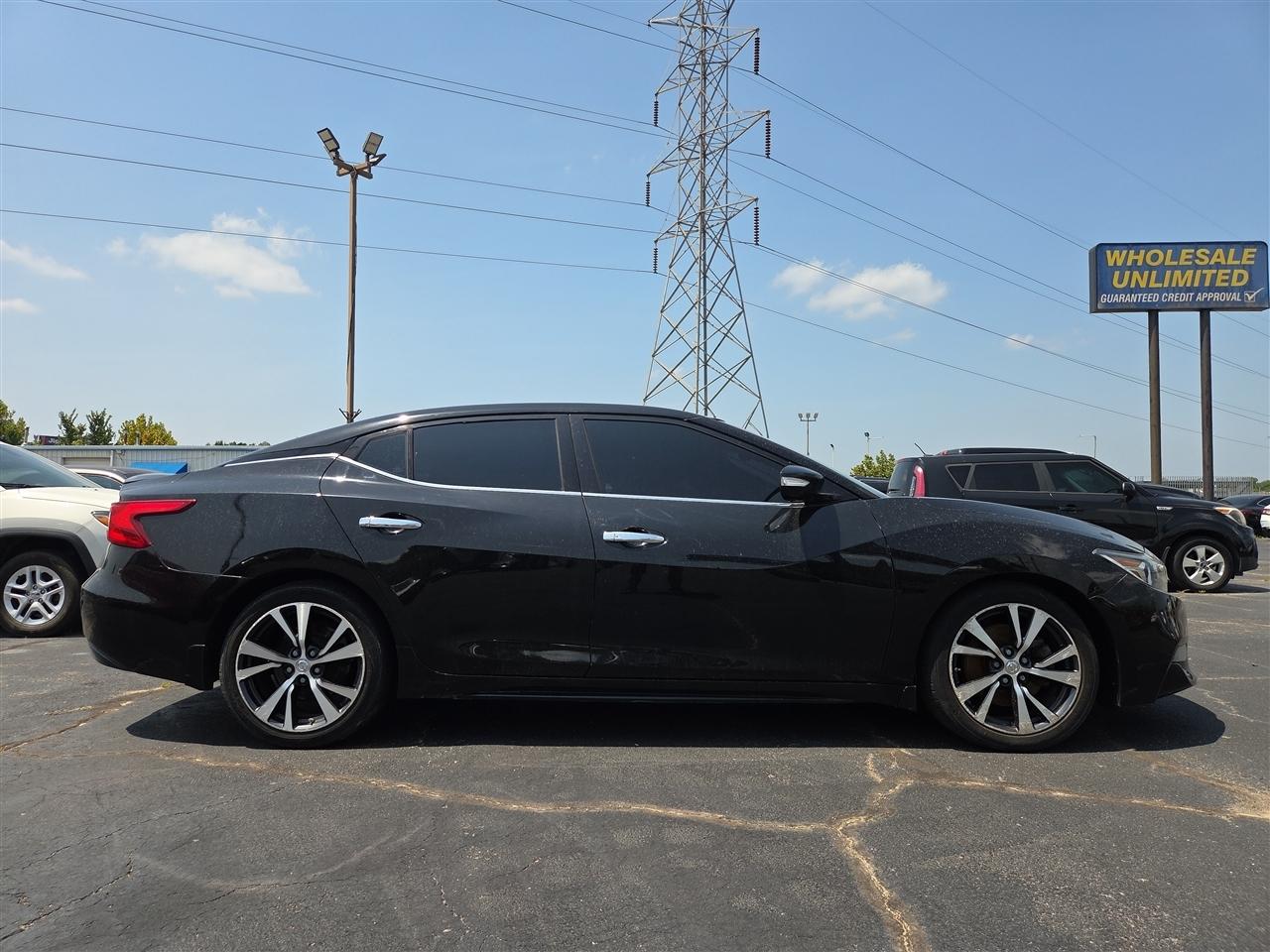 Nissan Maxima SL 3.5L 2017