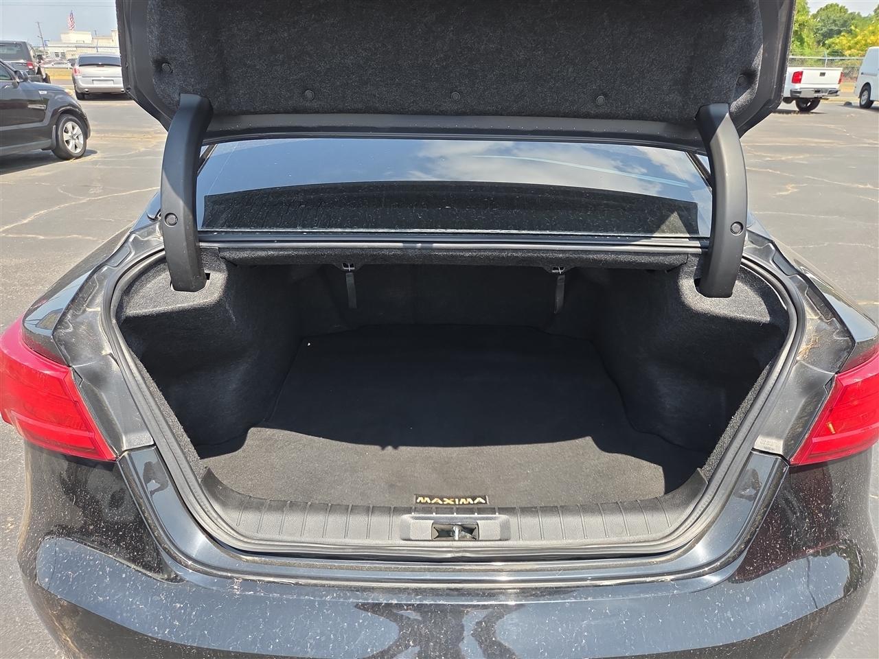 Nissan Maxima SL 3.5L 2017