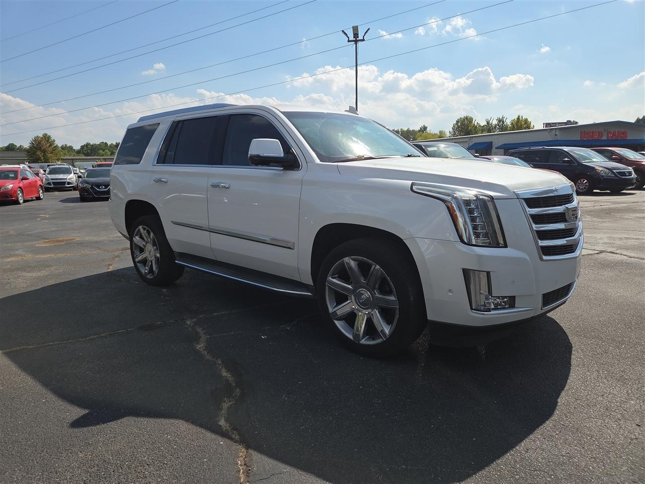 Cadillac Escalade 2WD 4dr Luxury 2017