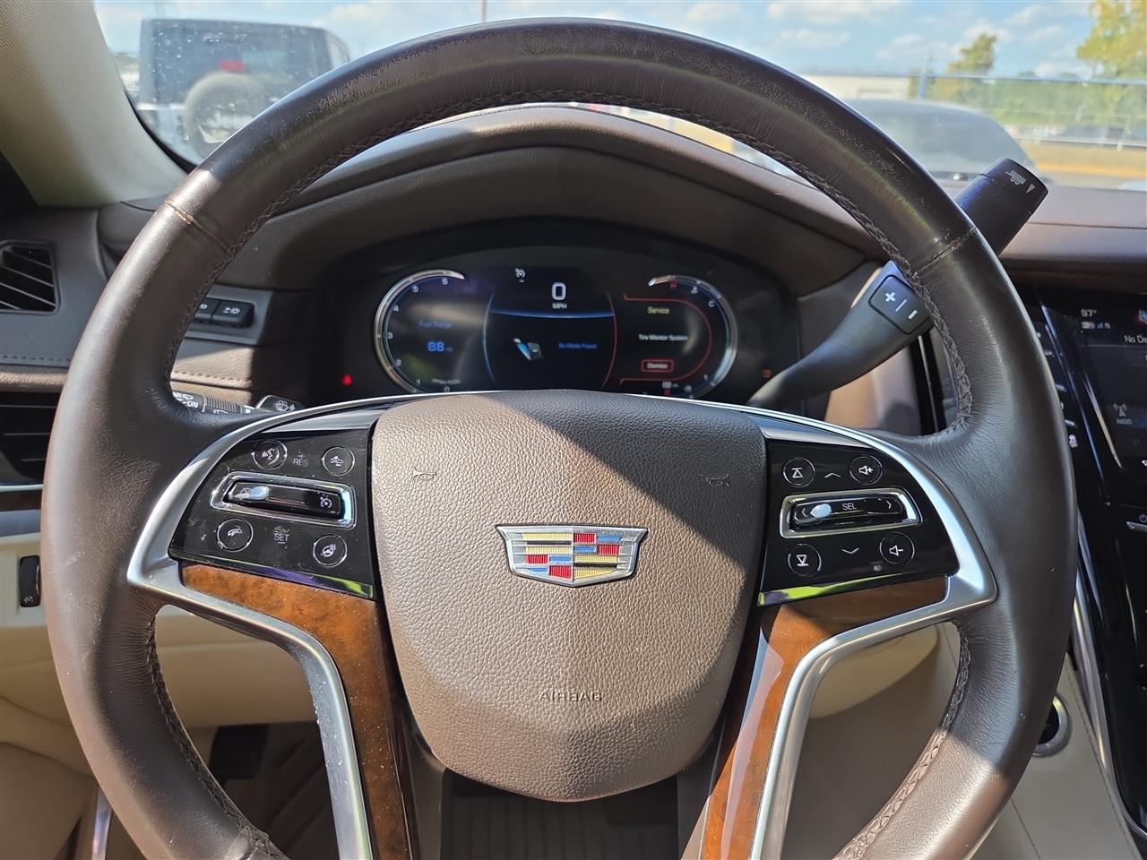 Cadillac Escalade 2WD 4dr Luxury 2017