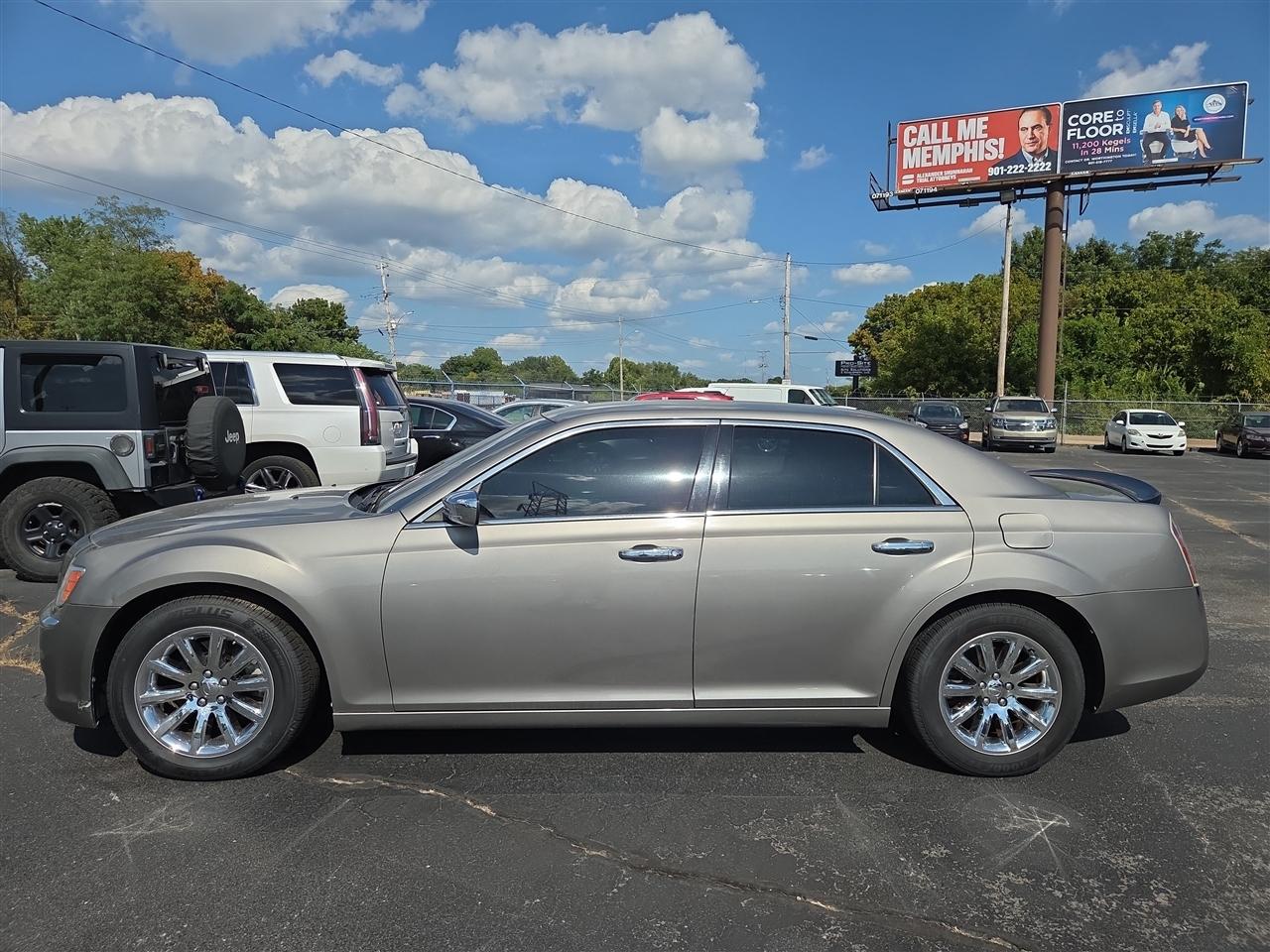 Chrysler 300 4dr Sdn 300C RWD 2014