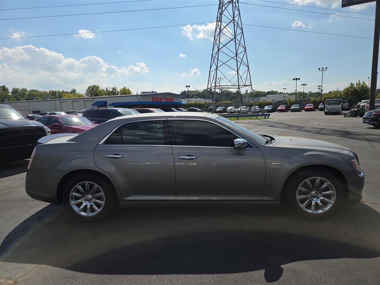 Chrysler 300 4dr Sdn 300C RWD 2014