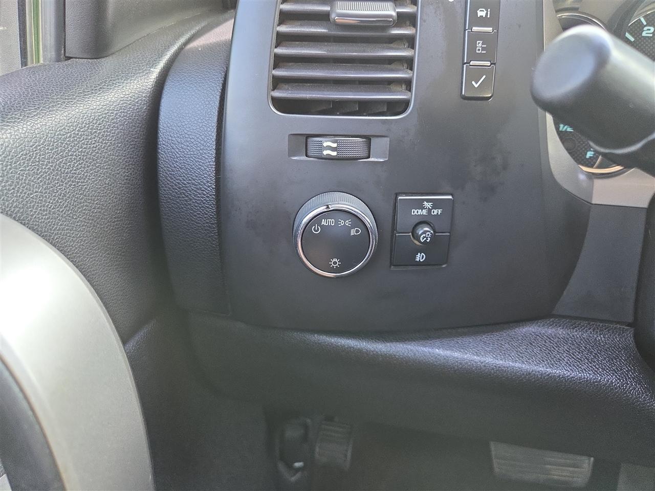 Chevrolet Silverado 1500 4WD Crew Cab 143.5" LT 2013