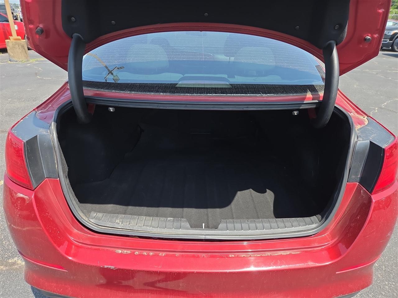 Kia Optima 4dr Sdn LX 2015