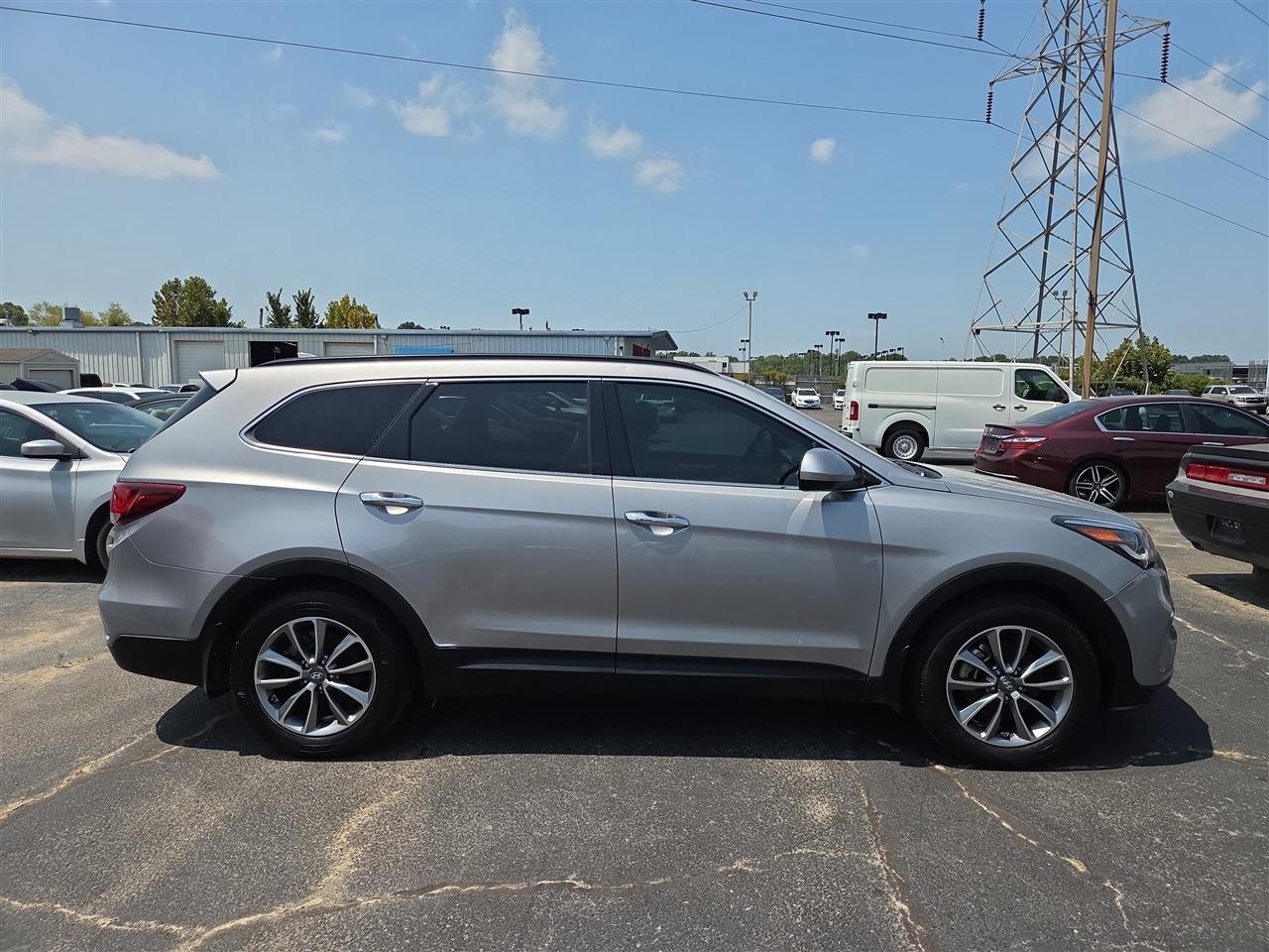 Hyundai Santa Fe SE 3.3L Auto 2017
