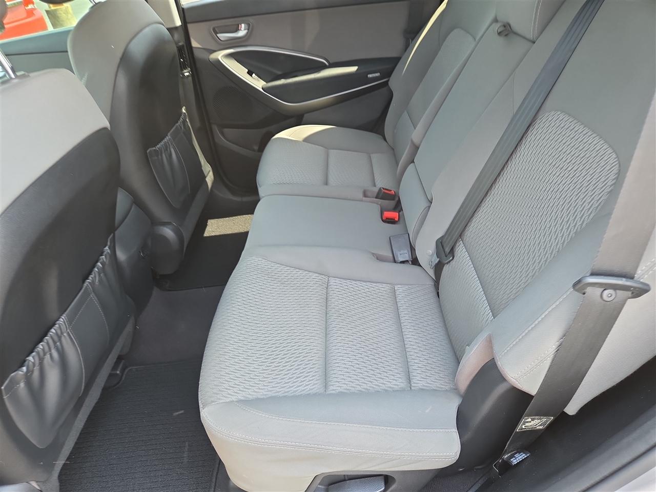Hyundai Santa Fe SE 3.3L Auto 2017