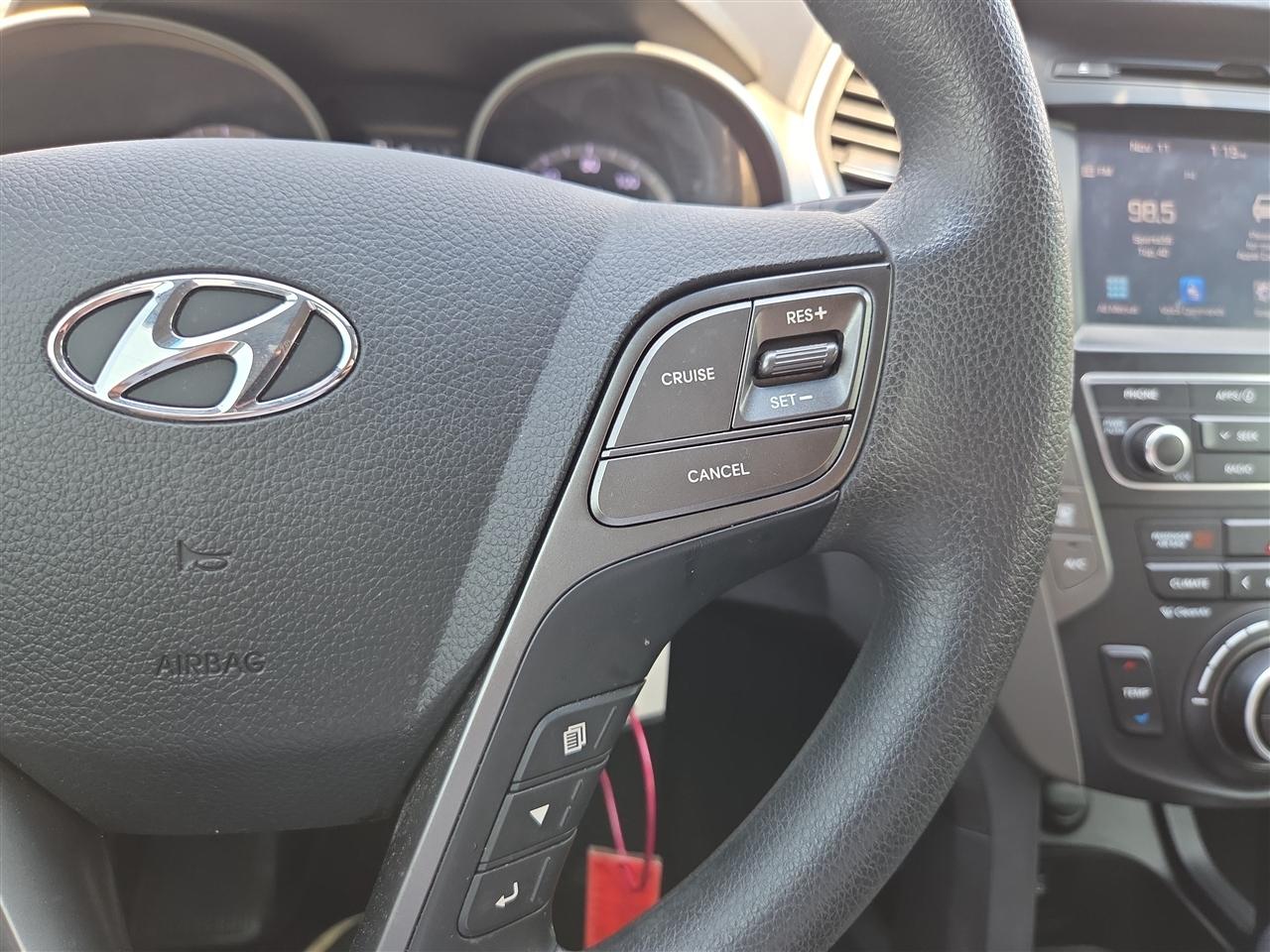 Hyundai Santa Fe SE 3.3L Auto 2017