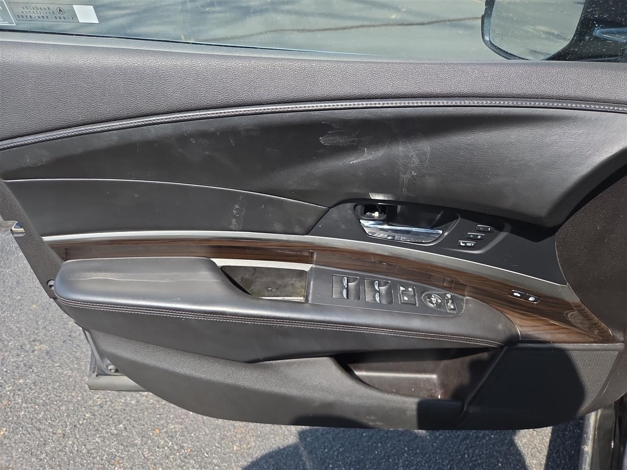 Acura RLX 4dr Sdn Tech Pkg 2014