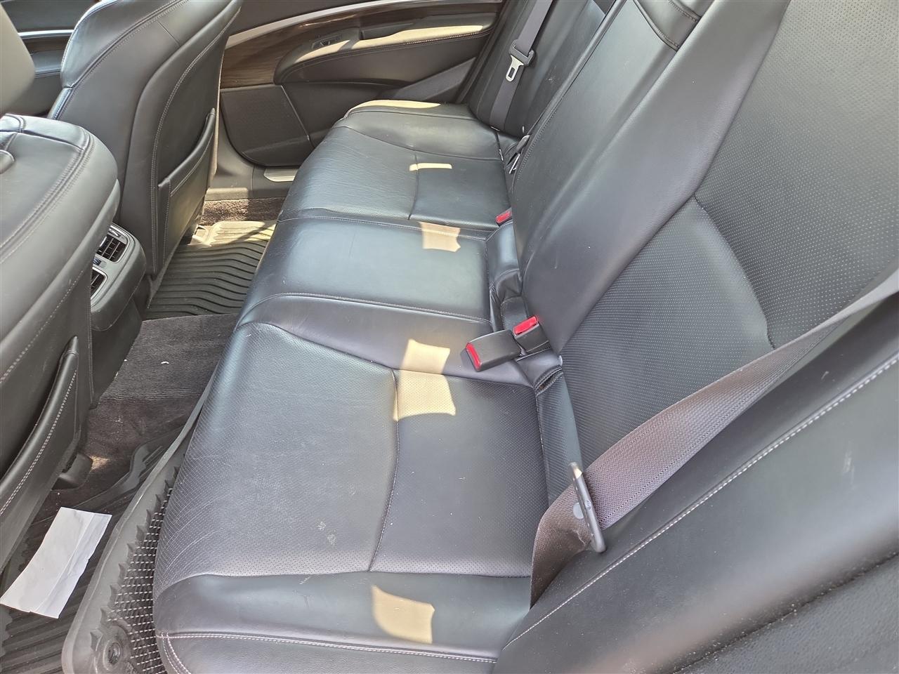 Acura RLX 4dr Sdn Tech Pkg 2014