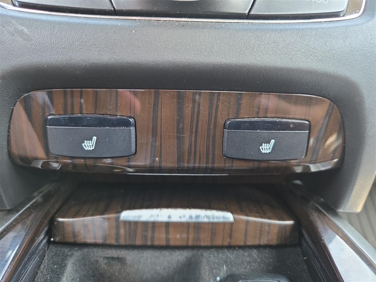Acura RLX 4dr Sdn Tech Pkg 2014
