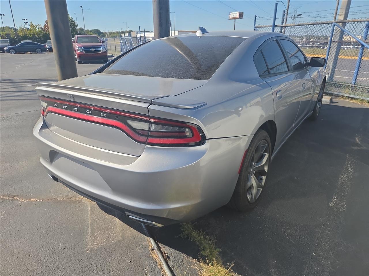 Dodge Charger SXT RWD 2017