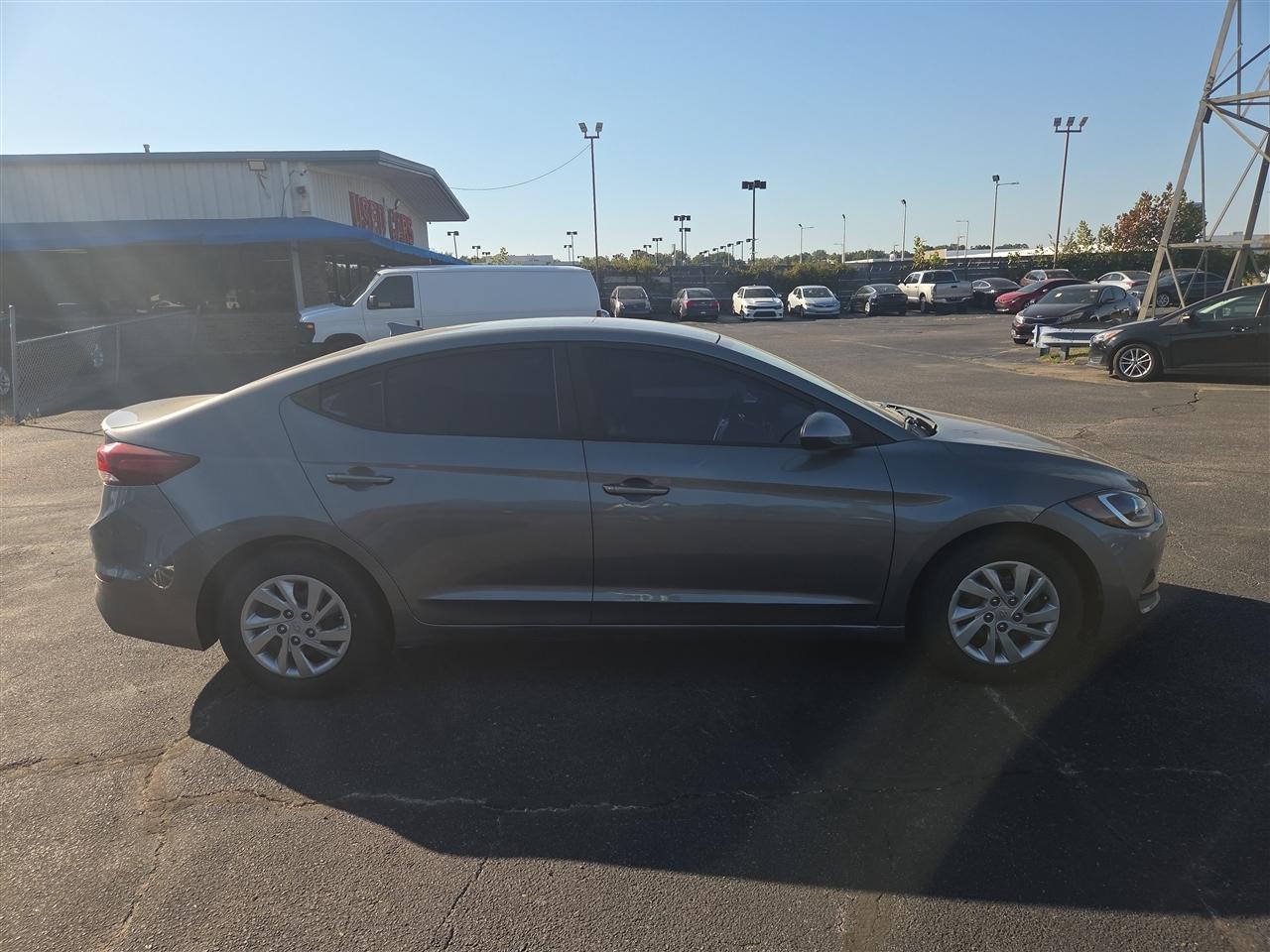 Hyundai Elantra SE 2.0L Auto (Ulsan Plant) 2017