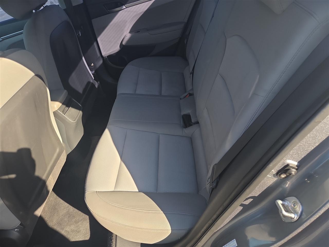 Hyundai Elantra SE 2.0L Auto (Ulsan Plant) 2017