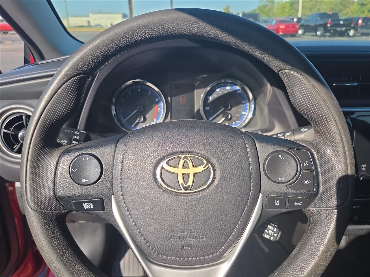 Toyota Corolla 50th Anniversary Special Edition CVT (Natl) 2017