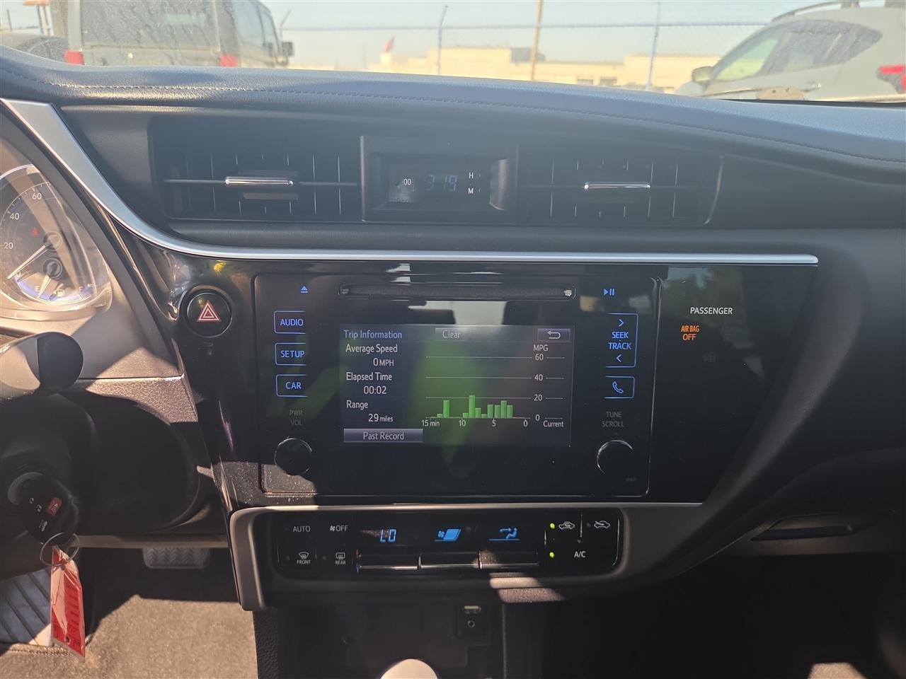 Toyota Corolla 50th Anniversary Special Edition CVT (Natl) 2017