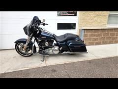 2016 Harley-Davidson FLHX 