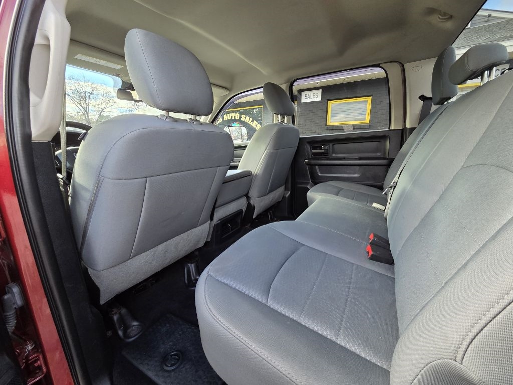 RAM 2500 Tradesman Crew Cab SWB 4WD 2015