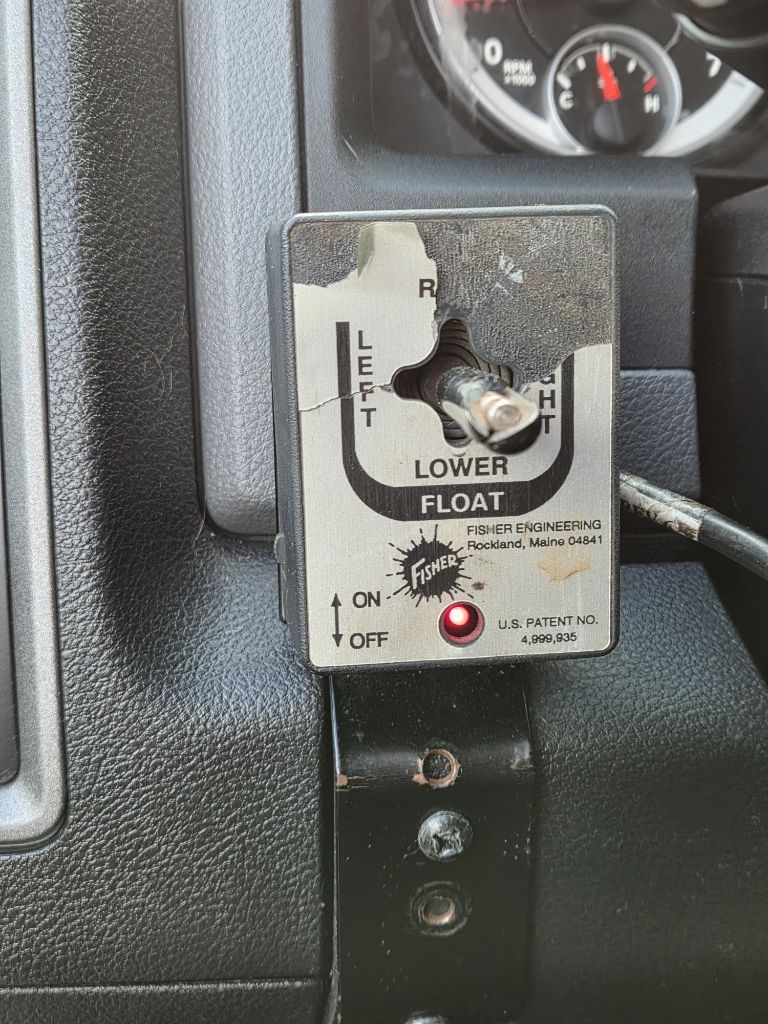 RAM 2500 Tradesman Crew Cab SWB 4WD 2015