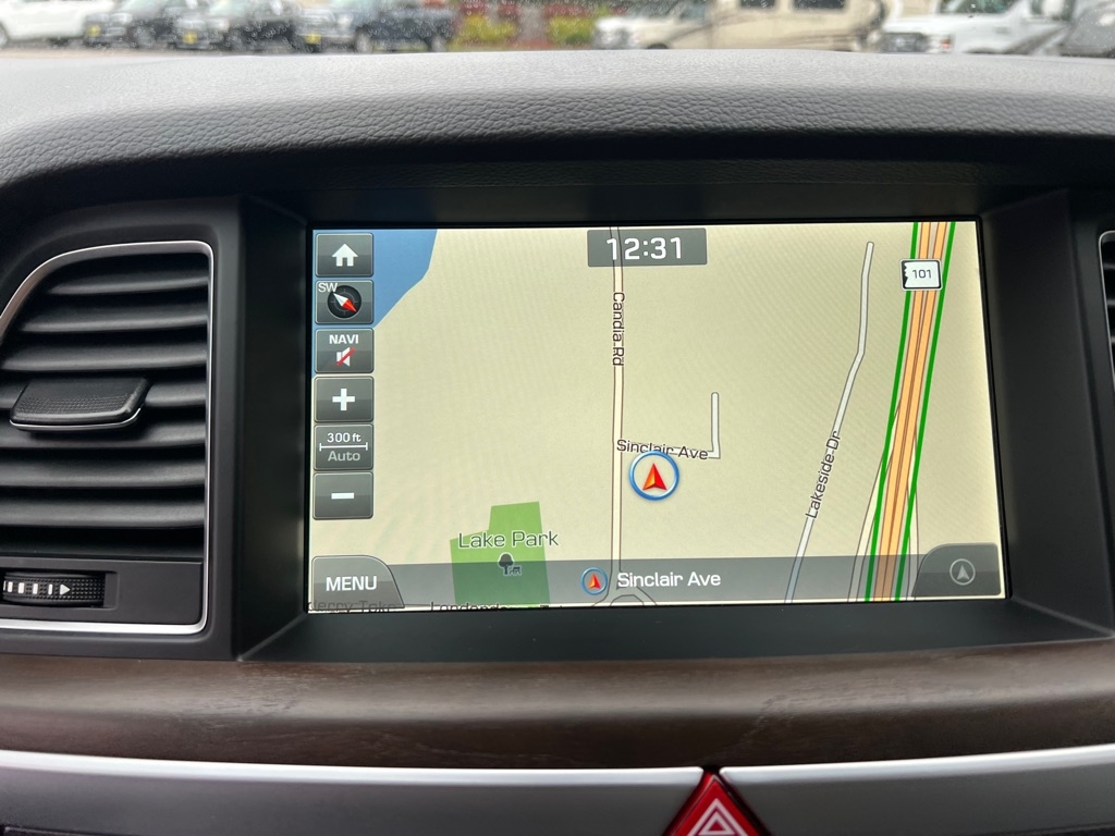 Hyundai Genesis 3.8L V6 4D Sedan AWD 2015