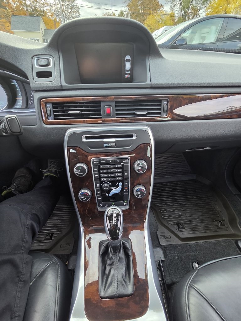 Volvo S80 3.0 Platinum 4WD 2015 Volvo S80 3.0 Platinum 4WD 2015