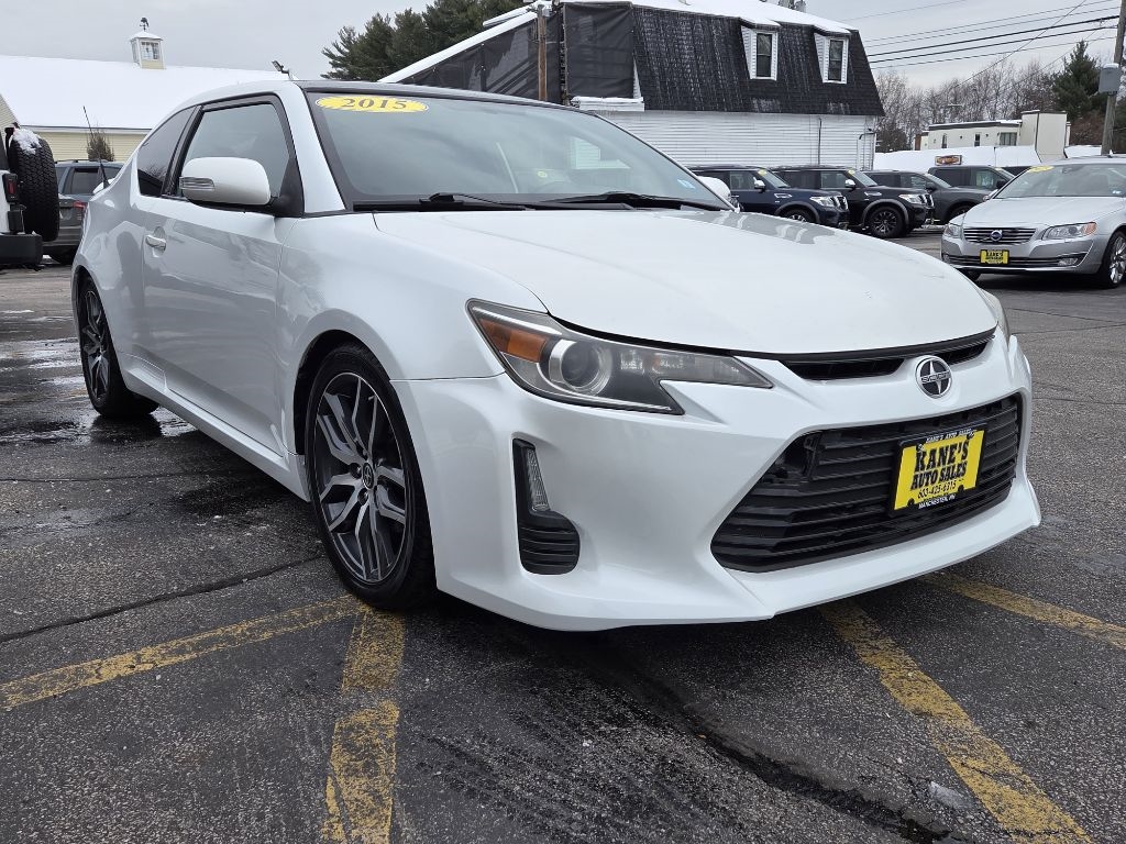 Scion tC Sports Coupe 6-Spd AT 2015