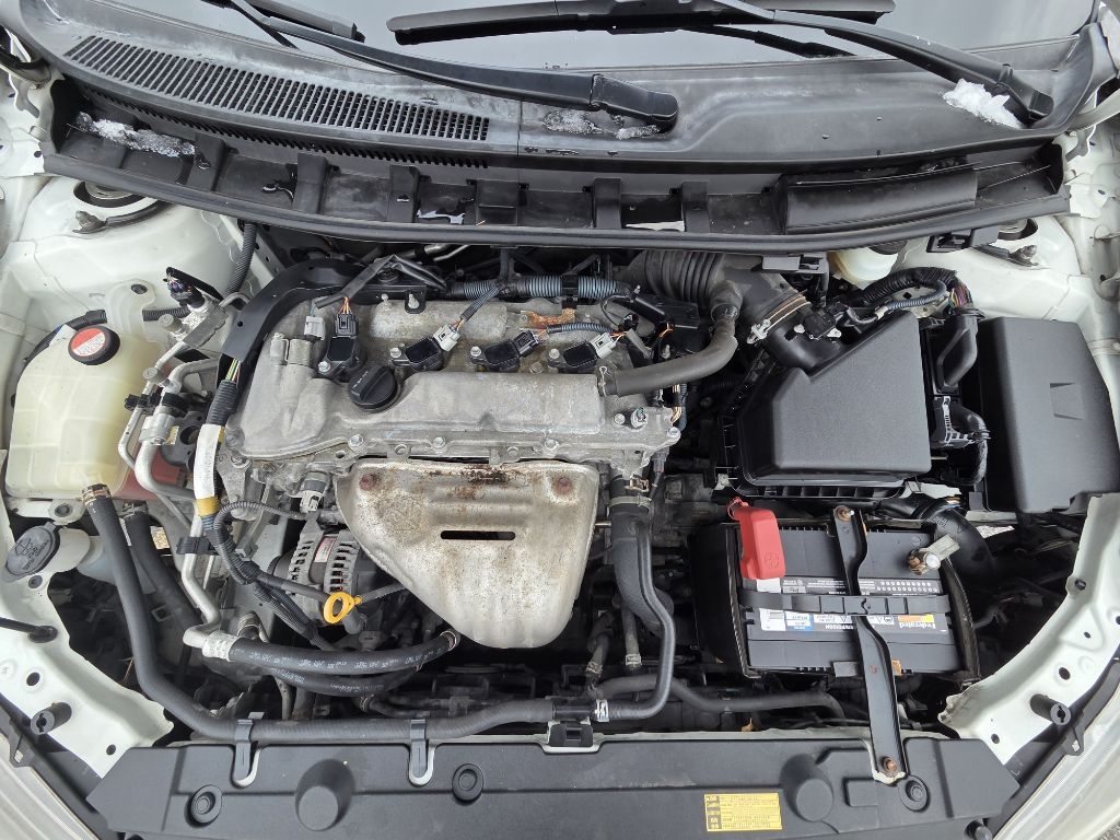 Scion tC Sports Coupe 6-Spd AT 2015