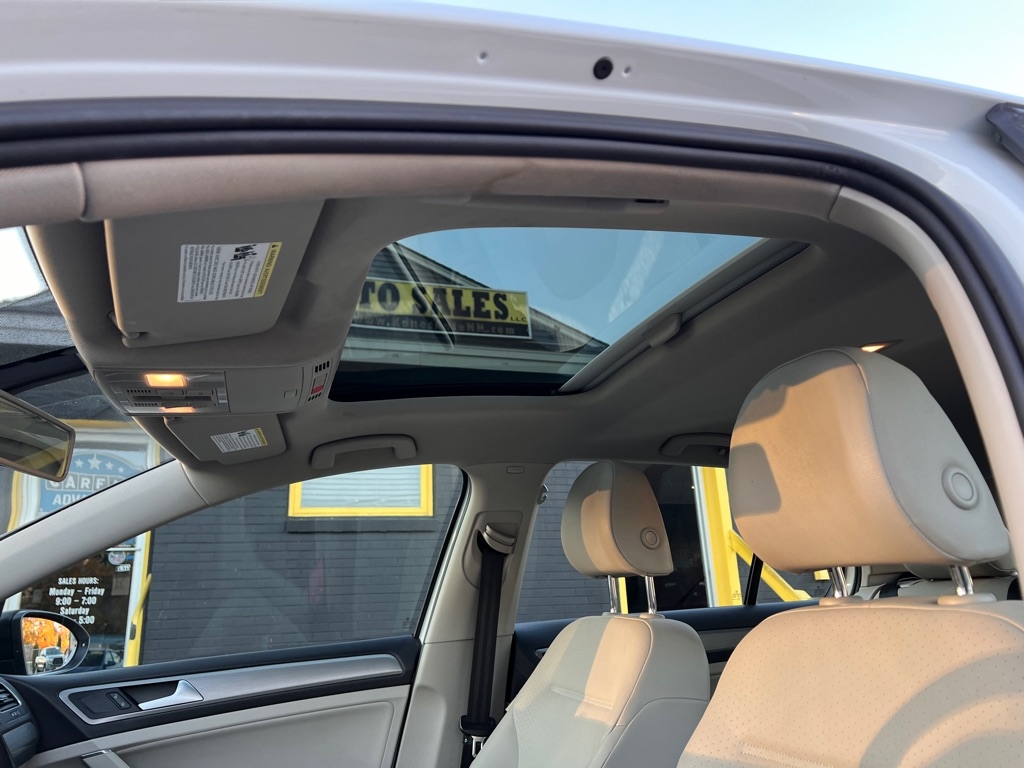 Volkswagen Golf TSI S 6A 2015