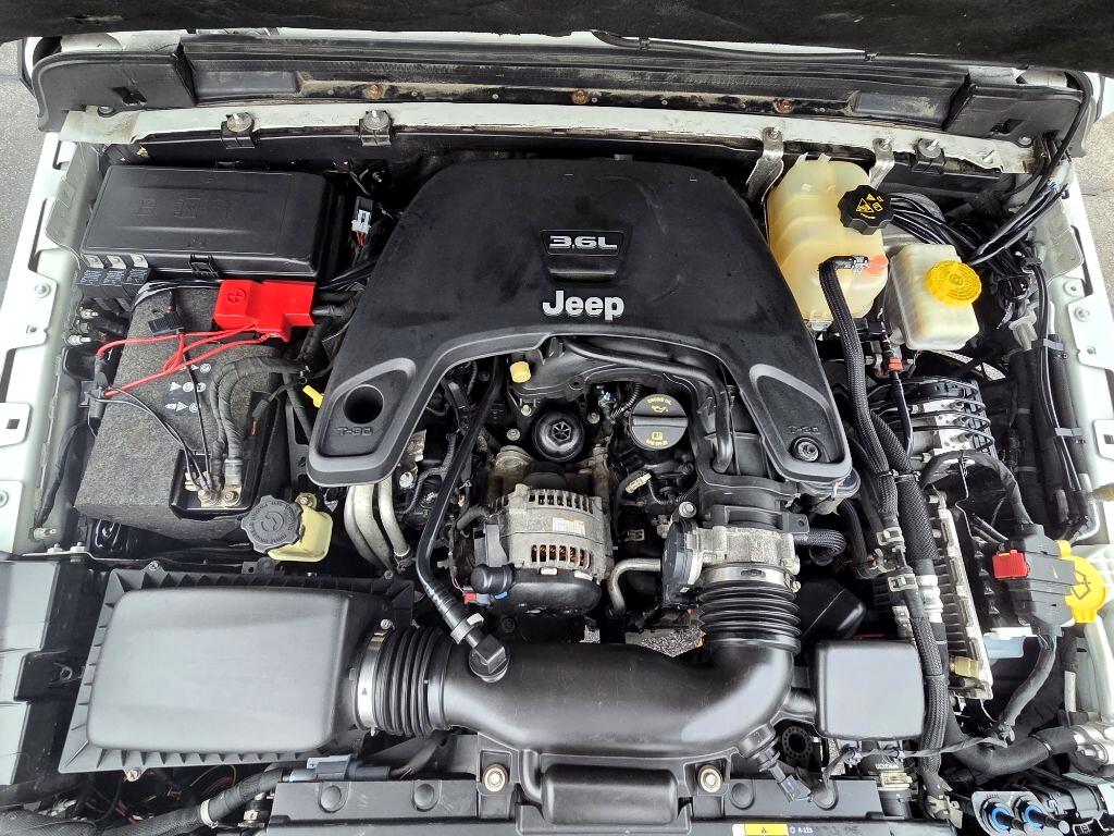 Jeep Wrangler Unlimited Sahara 2018