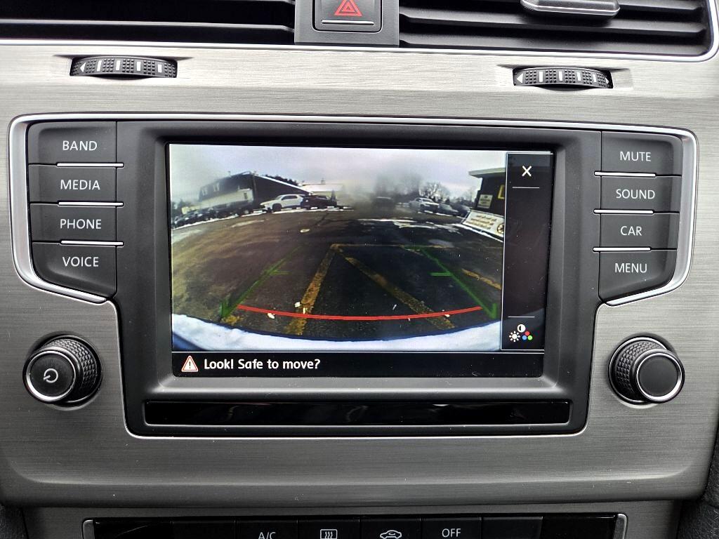 Volkswagen Golf TSI SE 6A 2016